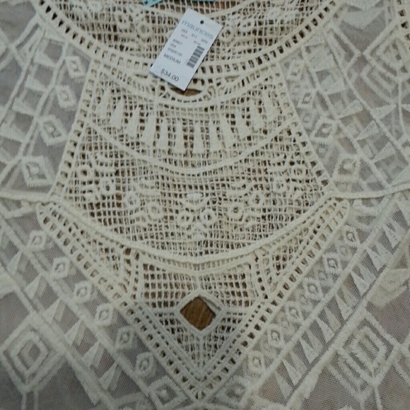 Lace and Crocheted Top - Picture 3 of 7